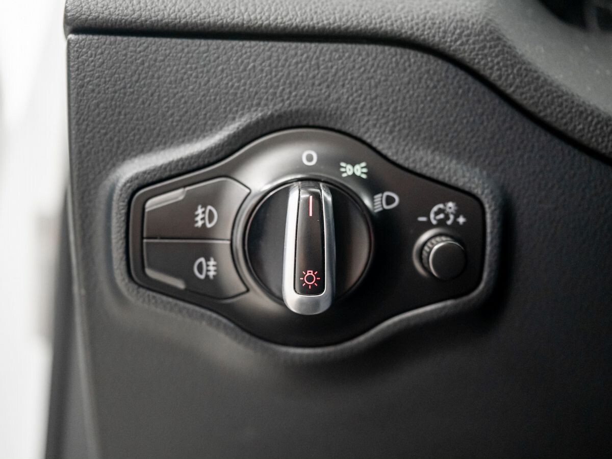 Audi Q5 2011 - фото автомобиля