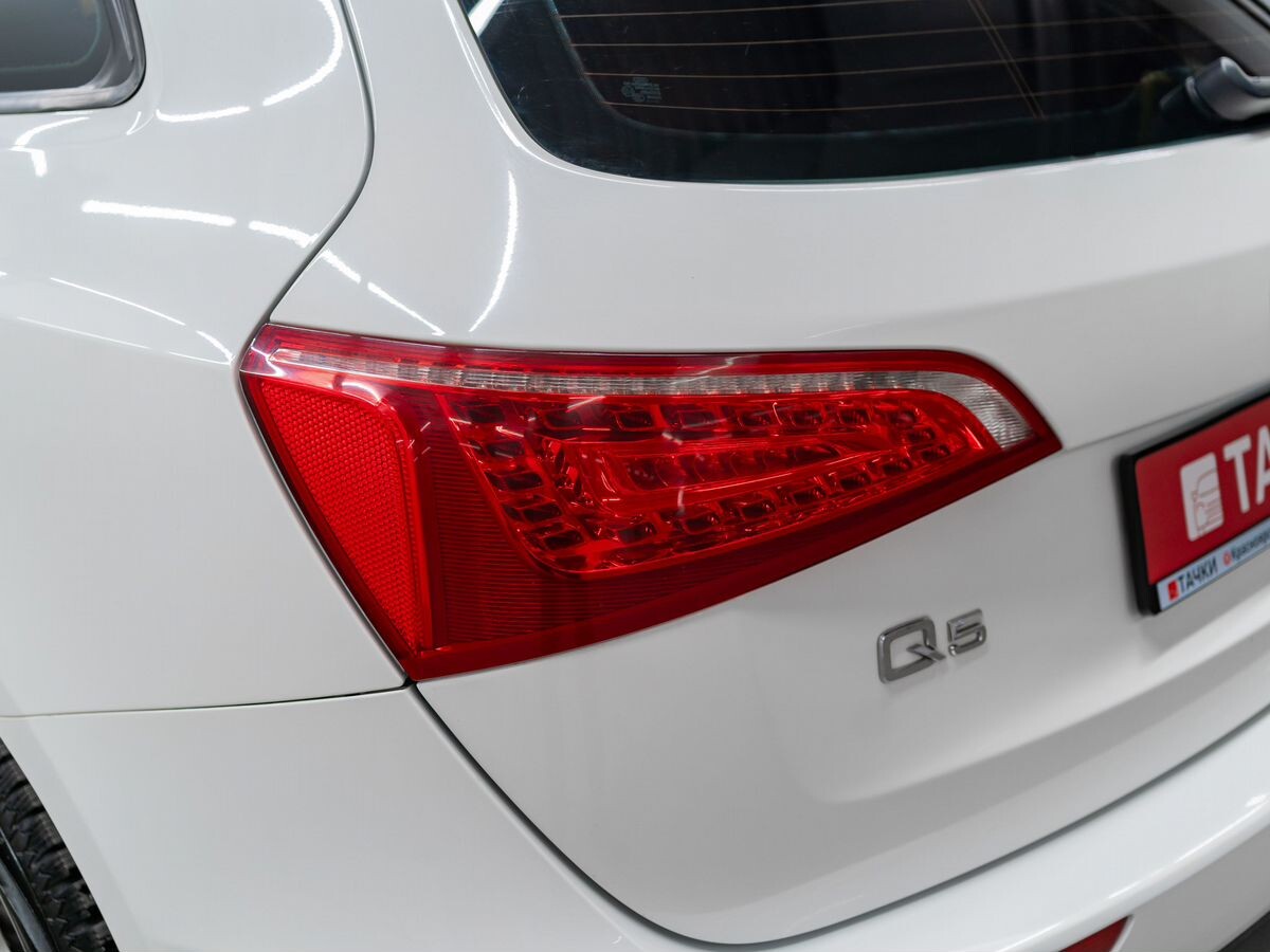 Audi Q5 2011 - фото автомобиля