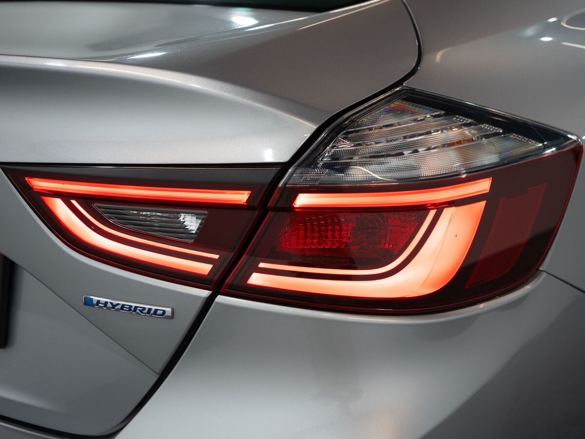 Honda Insight 2019 - фото автомобиля