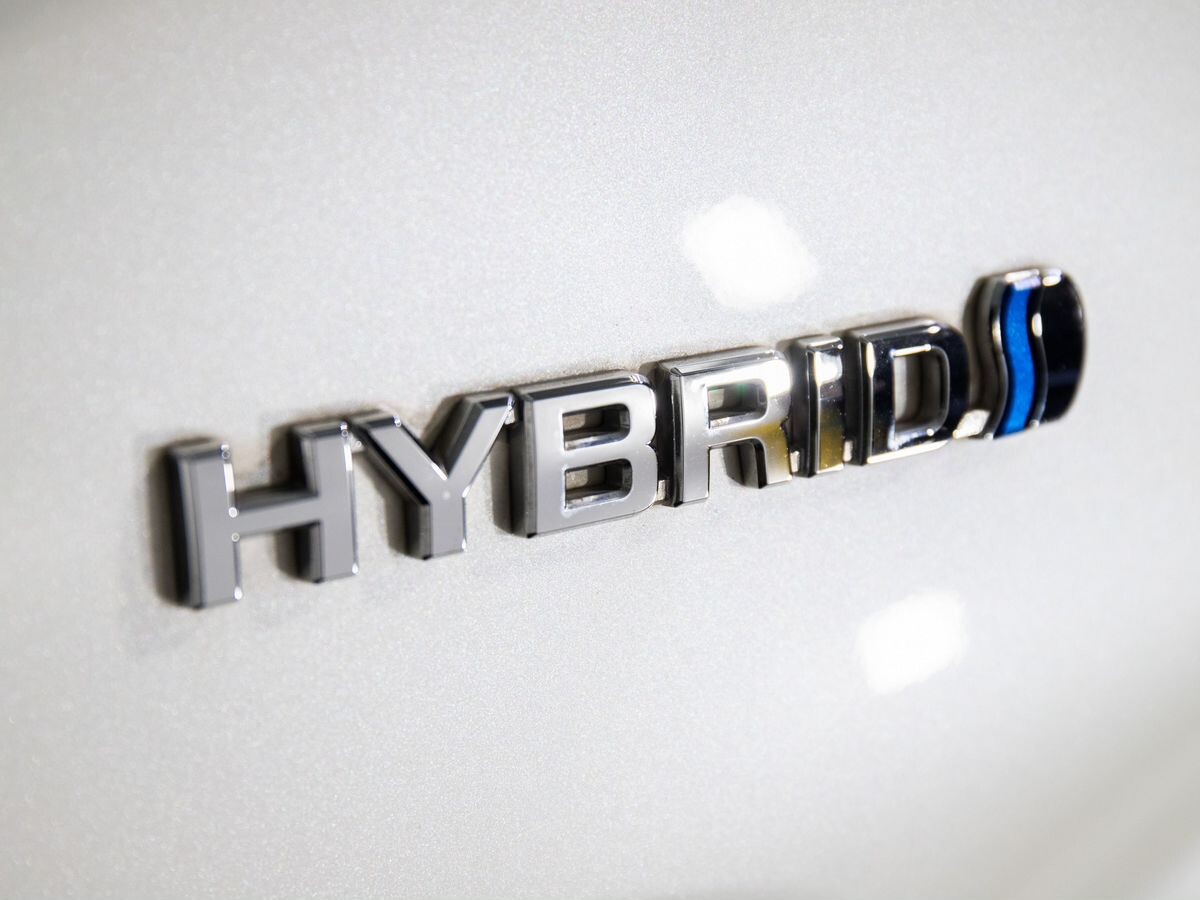 Toyota C-HR 2017 - фото автомобиля