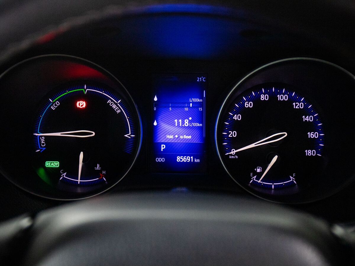 Toyota C-HR 2017 - фото автомобиля