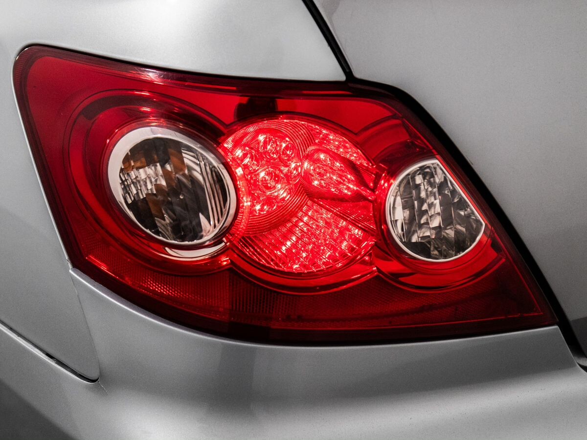 Toyota Mark X 2005 - фото автомобиля