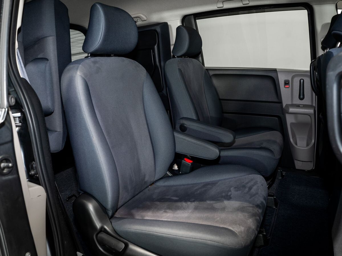 Honda Freed 2009 - фото автомобиля