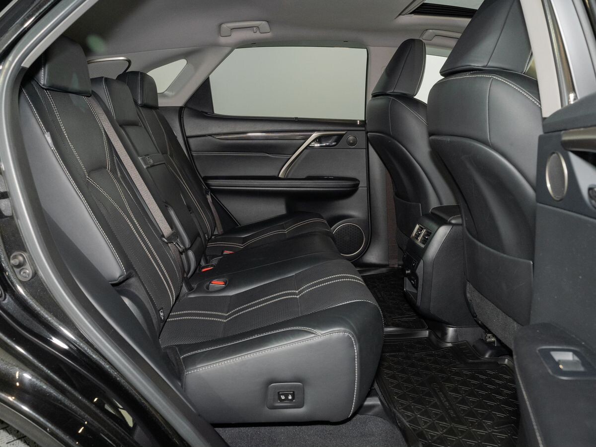 Lexus RX 2019 - фото автомобиля