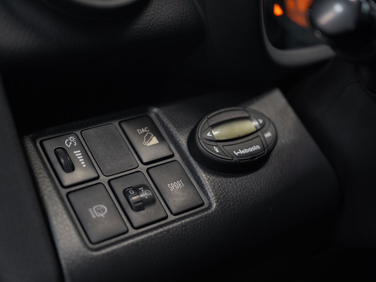 Toyota RAV4 2011 - фото автомобиля