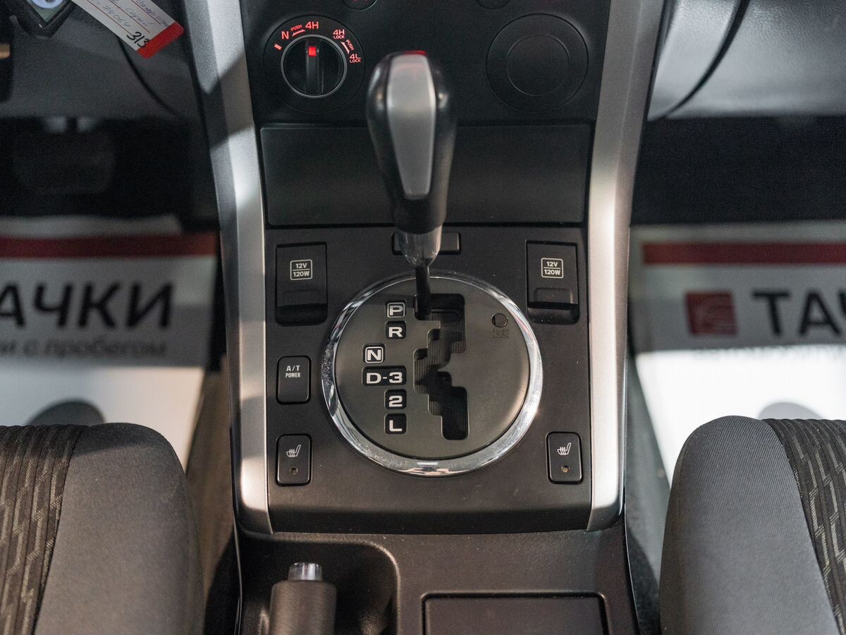 Suzuki Grand Vitara 2012 - фото автомобиля