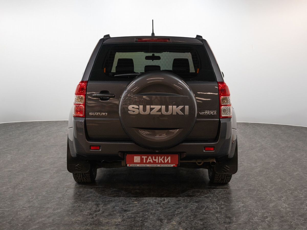 Suzuki Grand Vitara 2012 - фото автомобиля