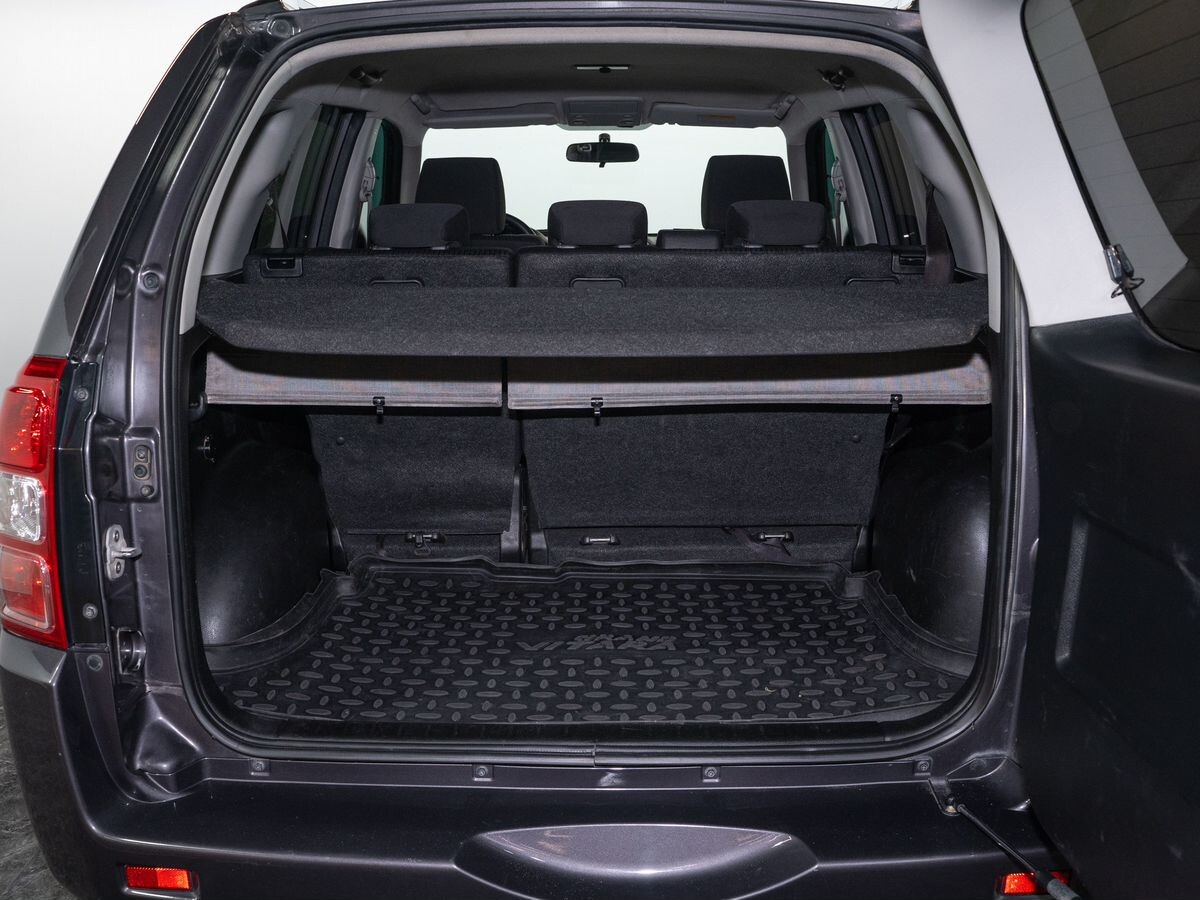 Suzuki Grand Vitara 2012 - фото автомобиля