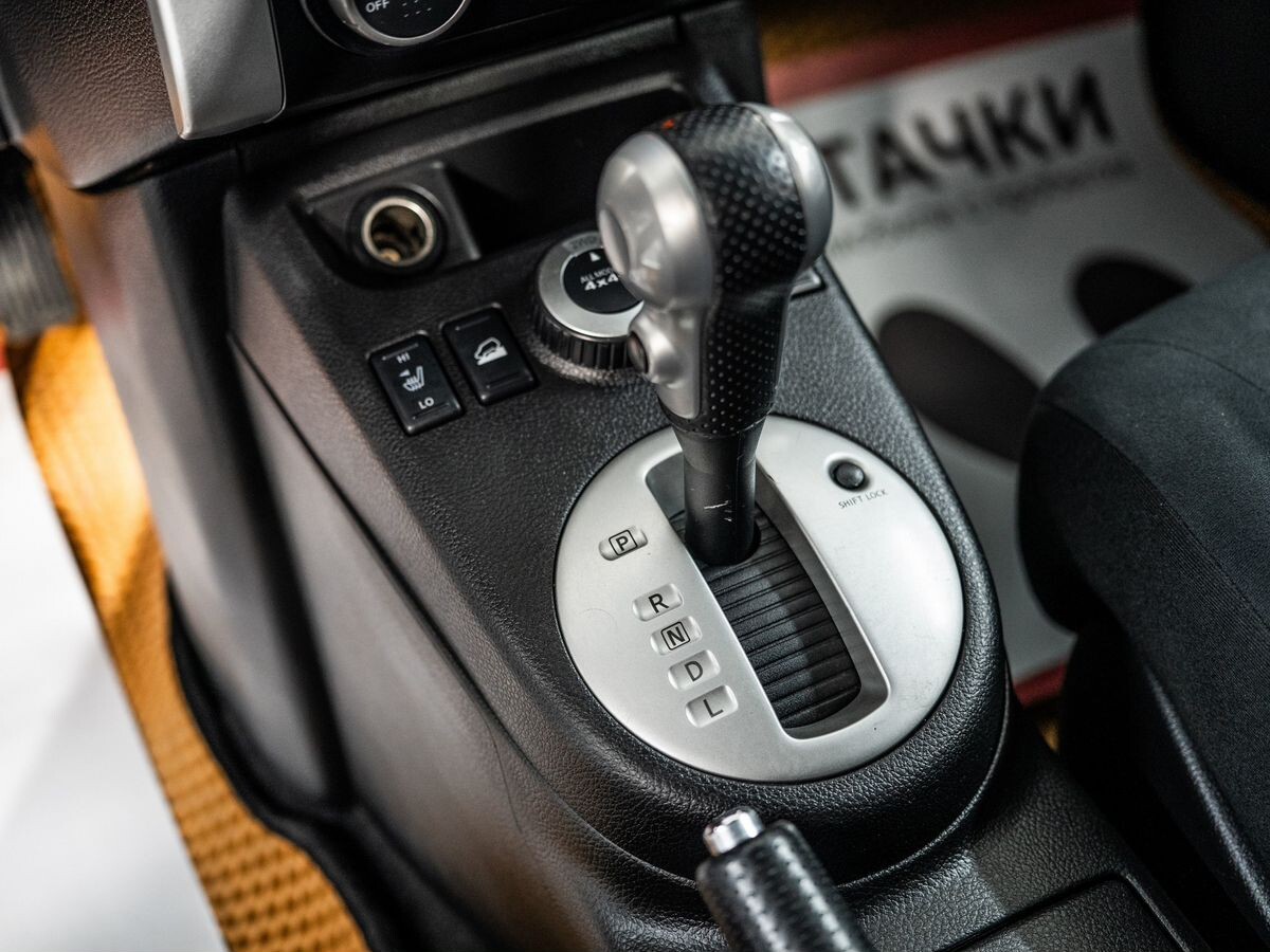 Nissan X-Trail 2012 - фото автомобиля