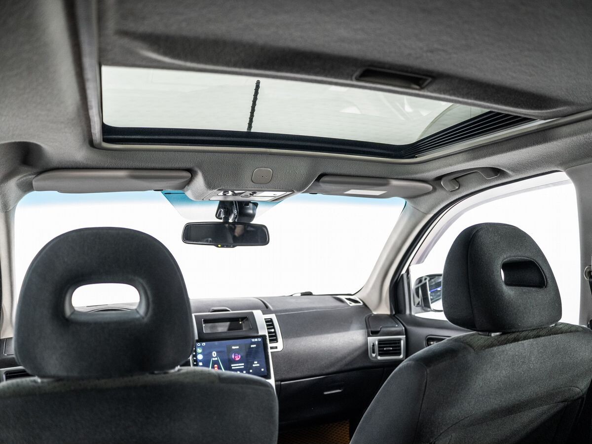 Nissan X-Trail 2012 - фото автомобиля