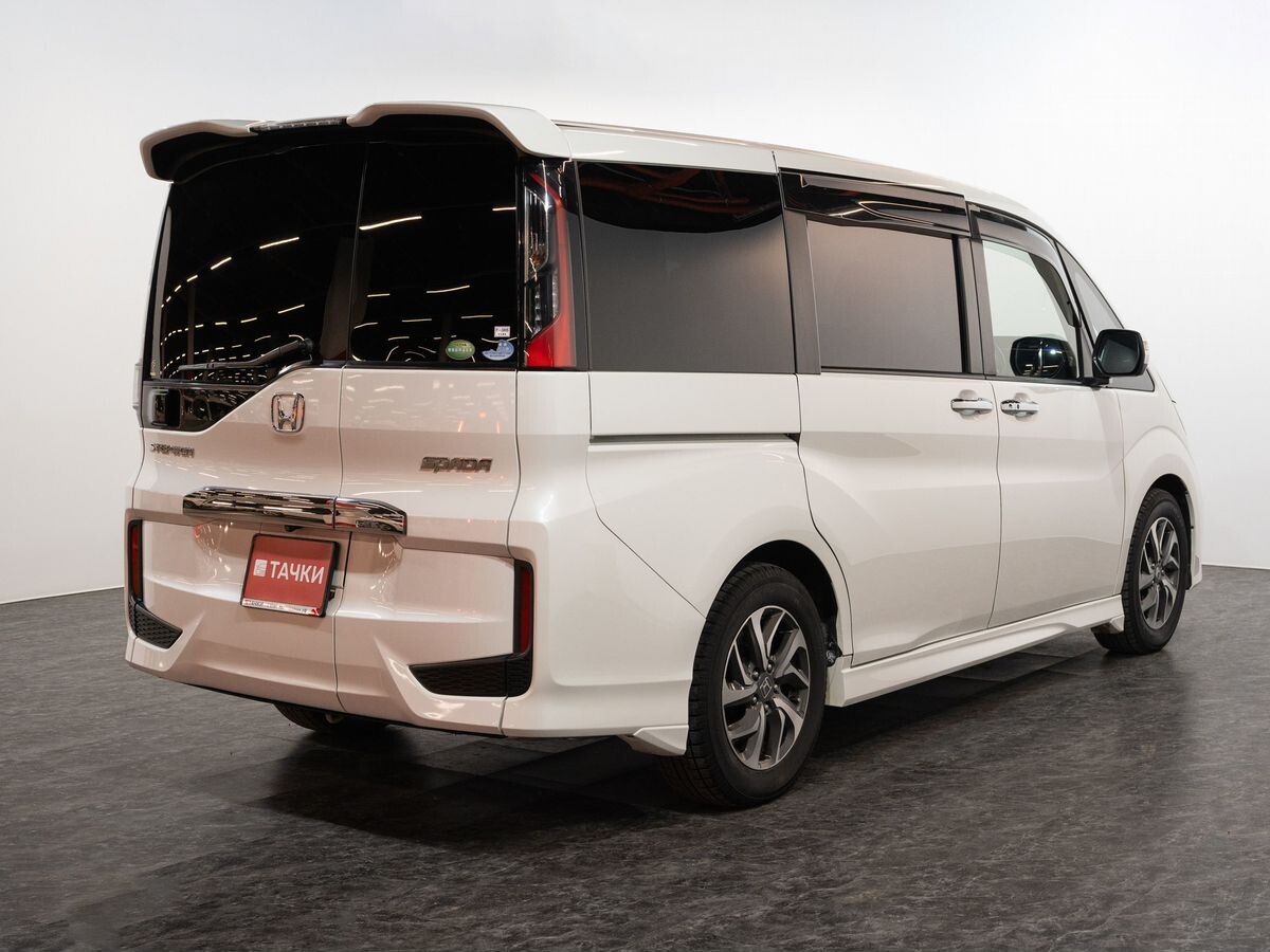 Honda Stepwgn 2015 - фото автомобиля