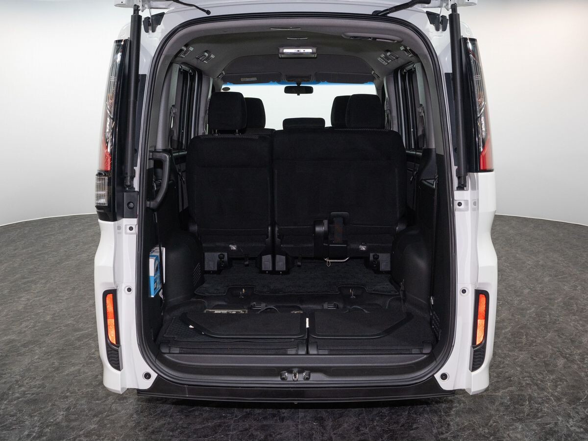 Honda Stepwgn 2015 - фото автомобиля