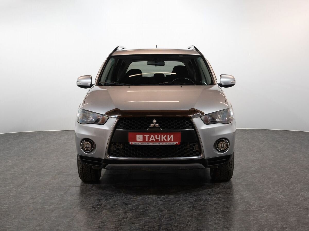 Mitsubishi Outlander 2011 - фото автомобиля