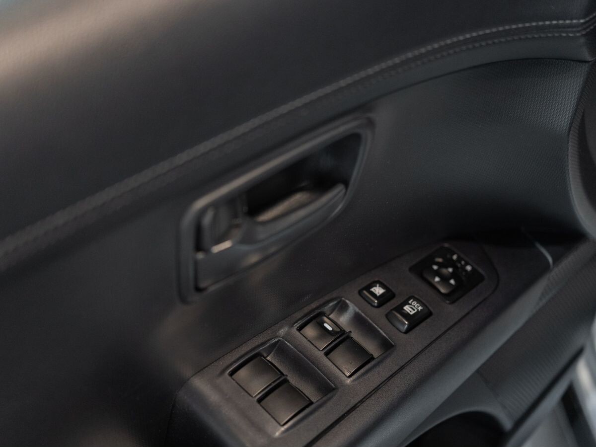 Mitsubishi Outlander 2011 - фото автомобиля