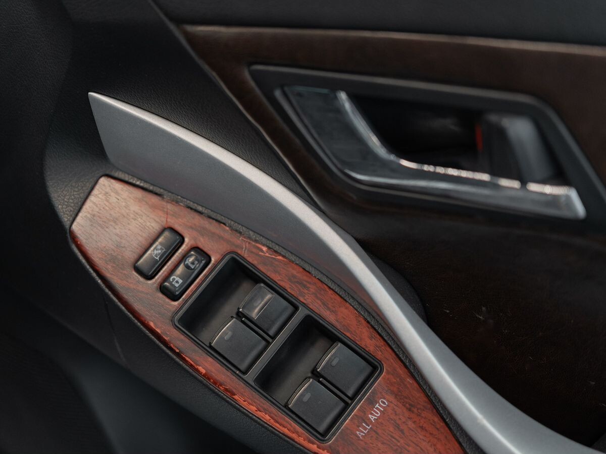 Toyota Premio 2010 - фото автомобиля