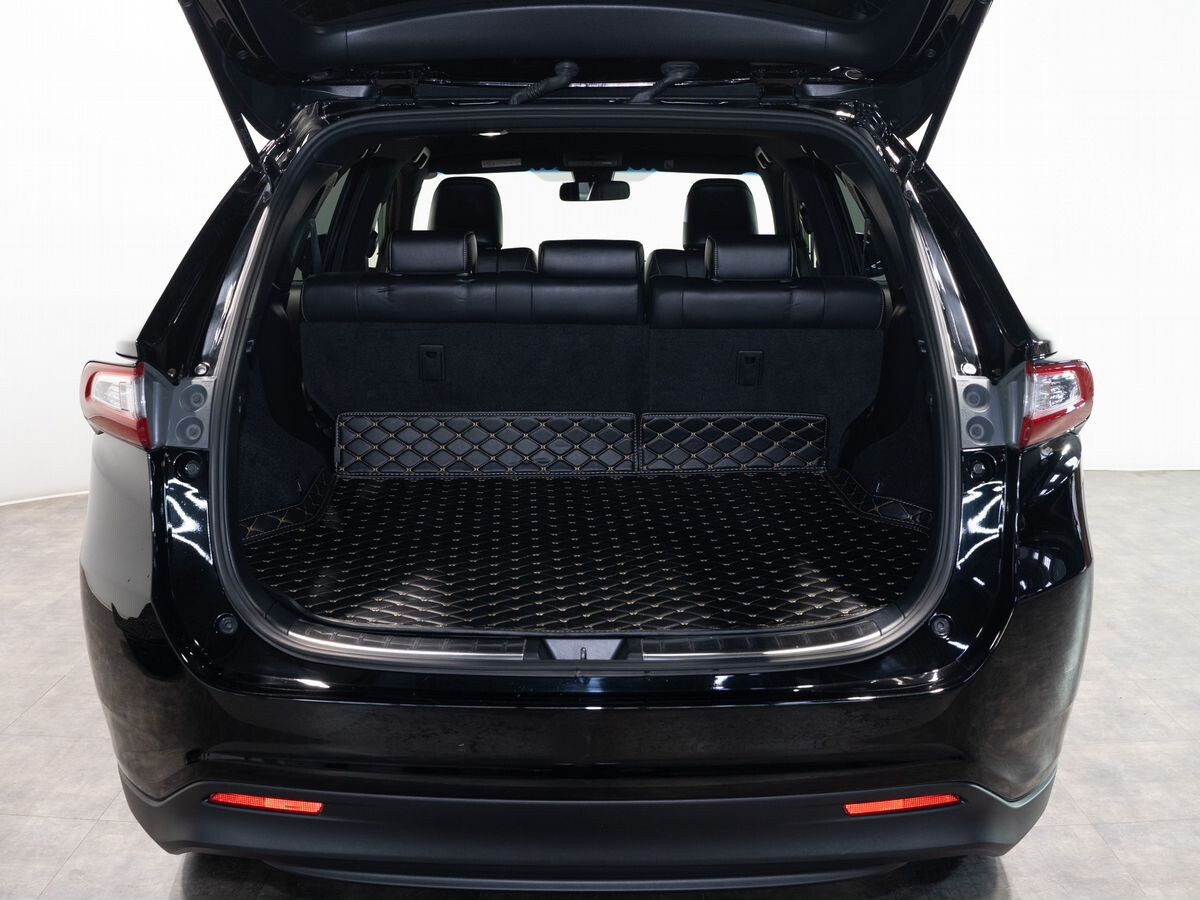 Toyota Harrier 2018 - фото автомобиля