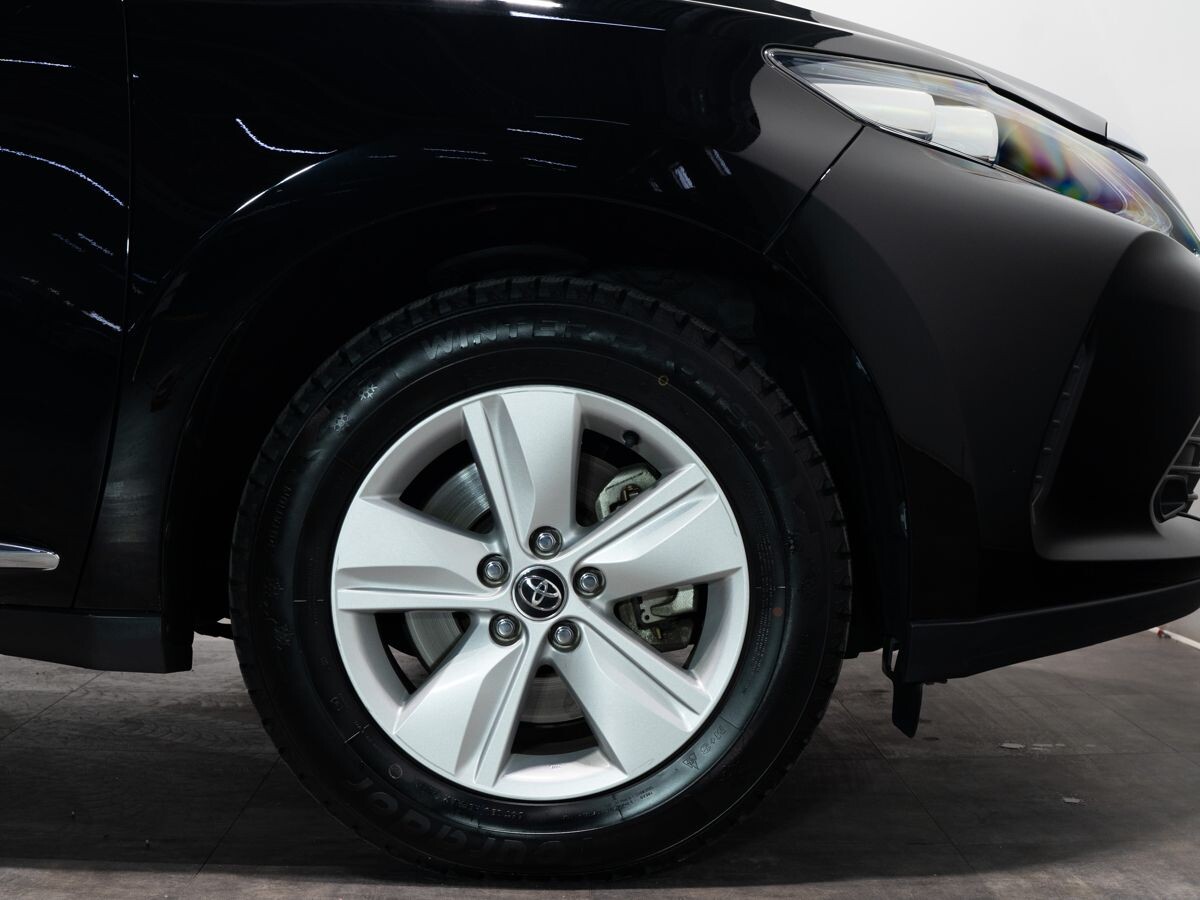 Toyota Harrier 2018 - фото автомобиля