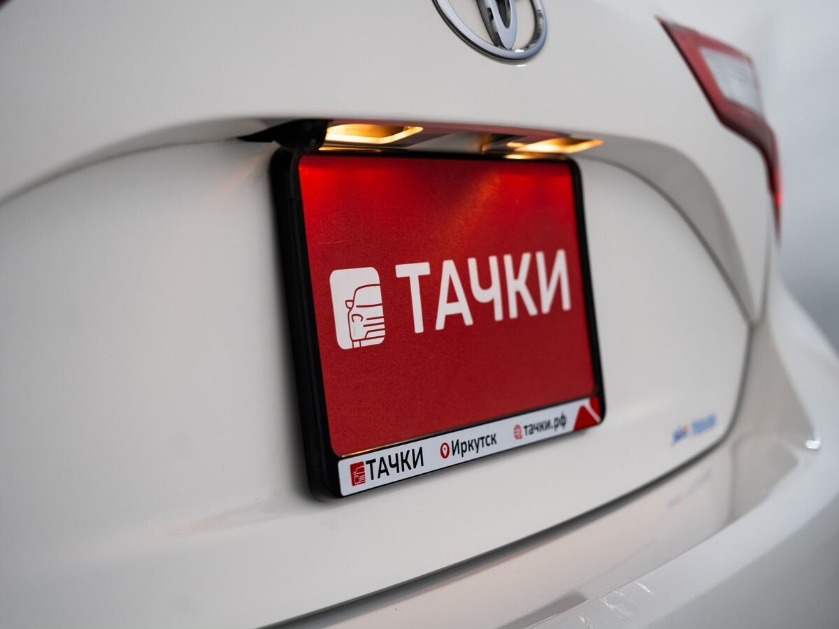 Toyota Vitz 2019 - фото автомобиля