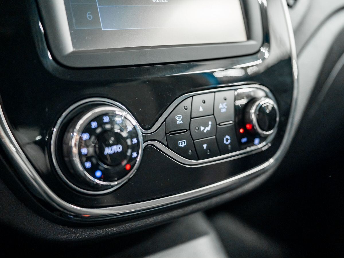 Renault Kaptur 2017 - фото автомобиля