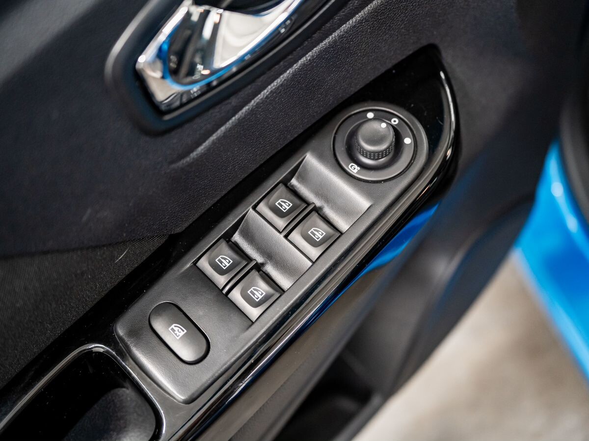 Renault Kaptur 2017 - фото автомобиля