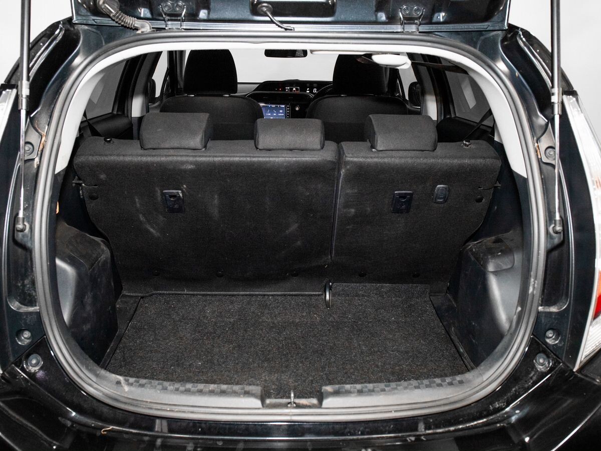 Toyota Aqua 2019 - фото автомобиля