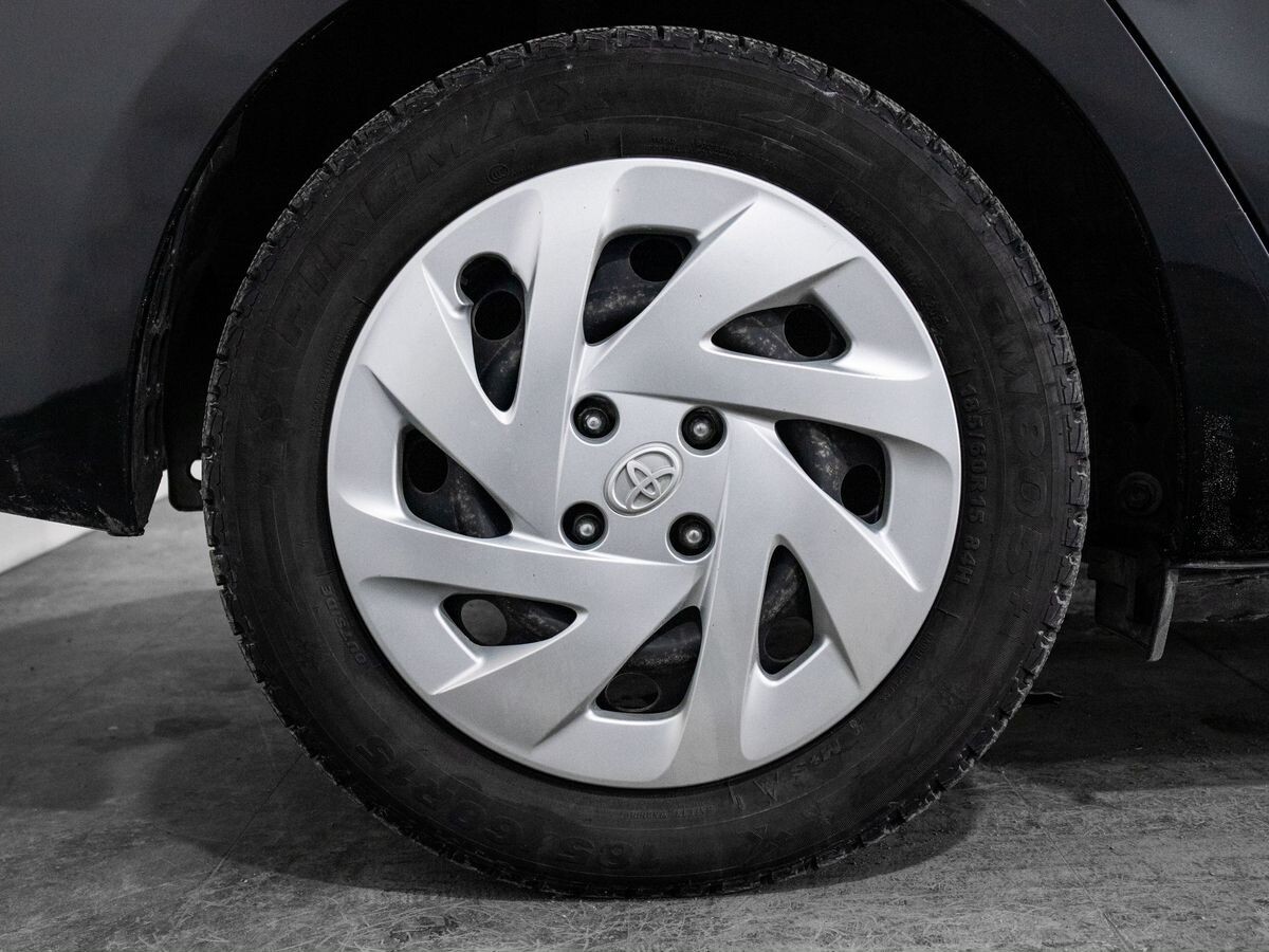 Toyota Aqua 2019 - фото автомобиля