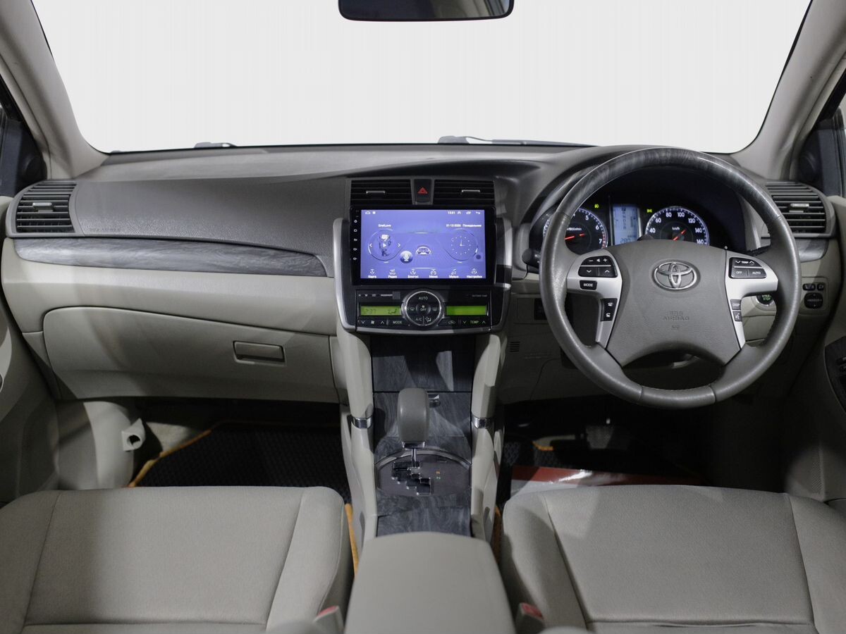 Toyota Premio 2010 - фото автомобиля