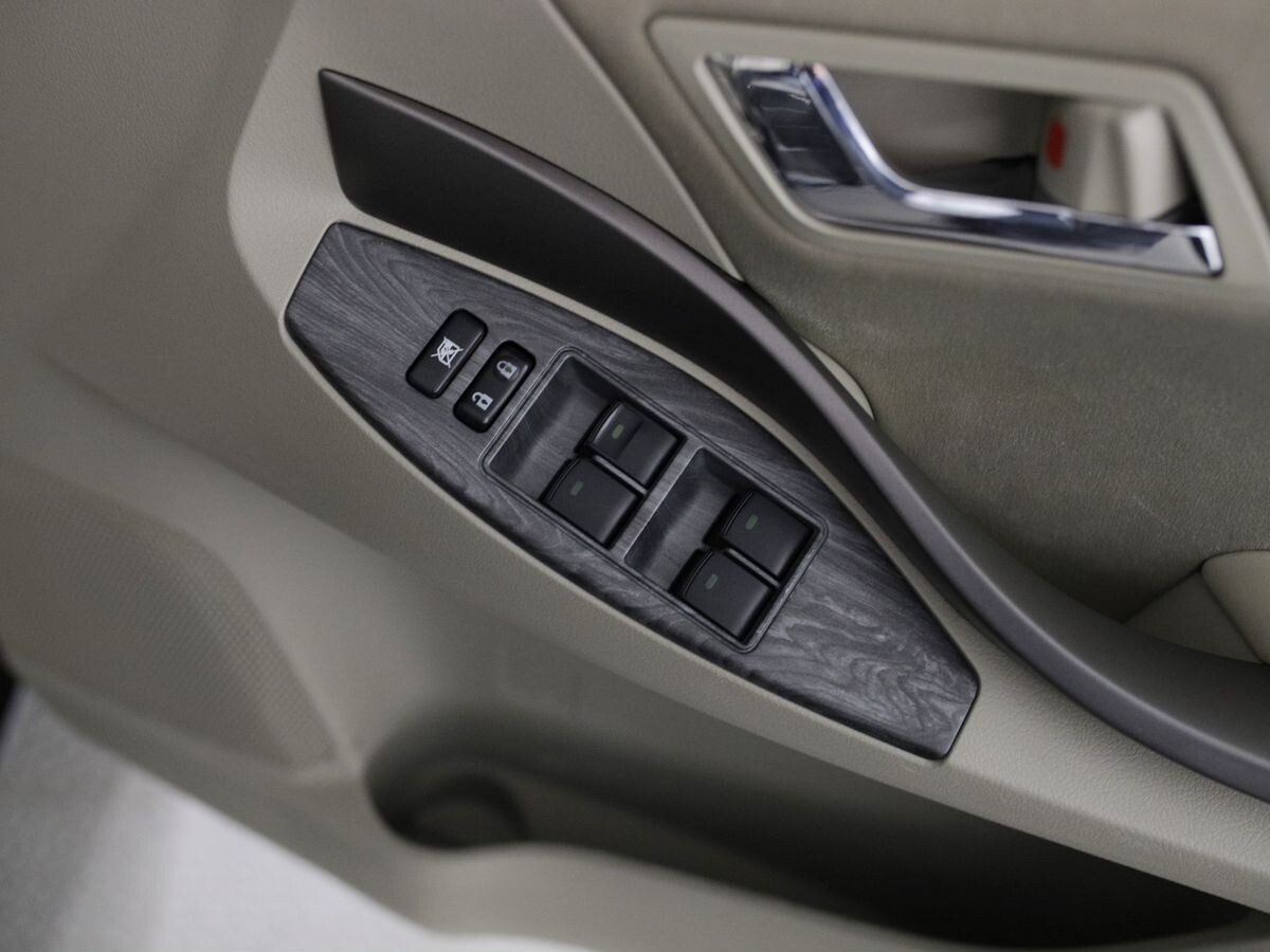 Toyota Premio 2010 - фото автомобиля