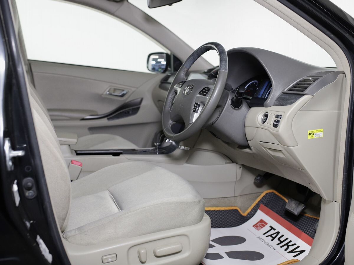 Toyota Premio 2010 - фото автомобиля