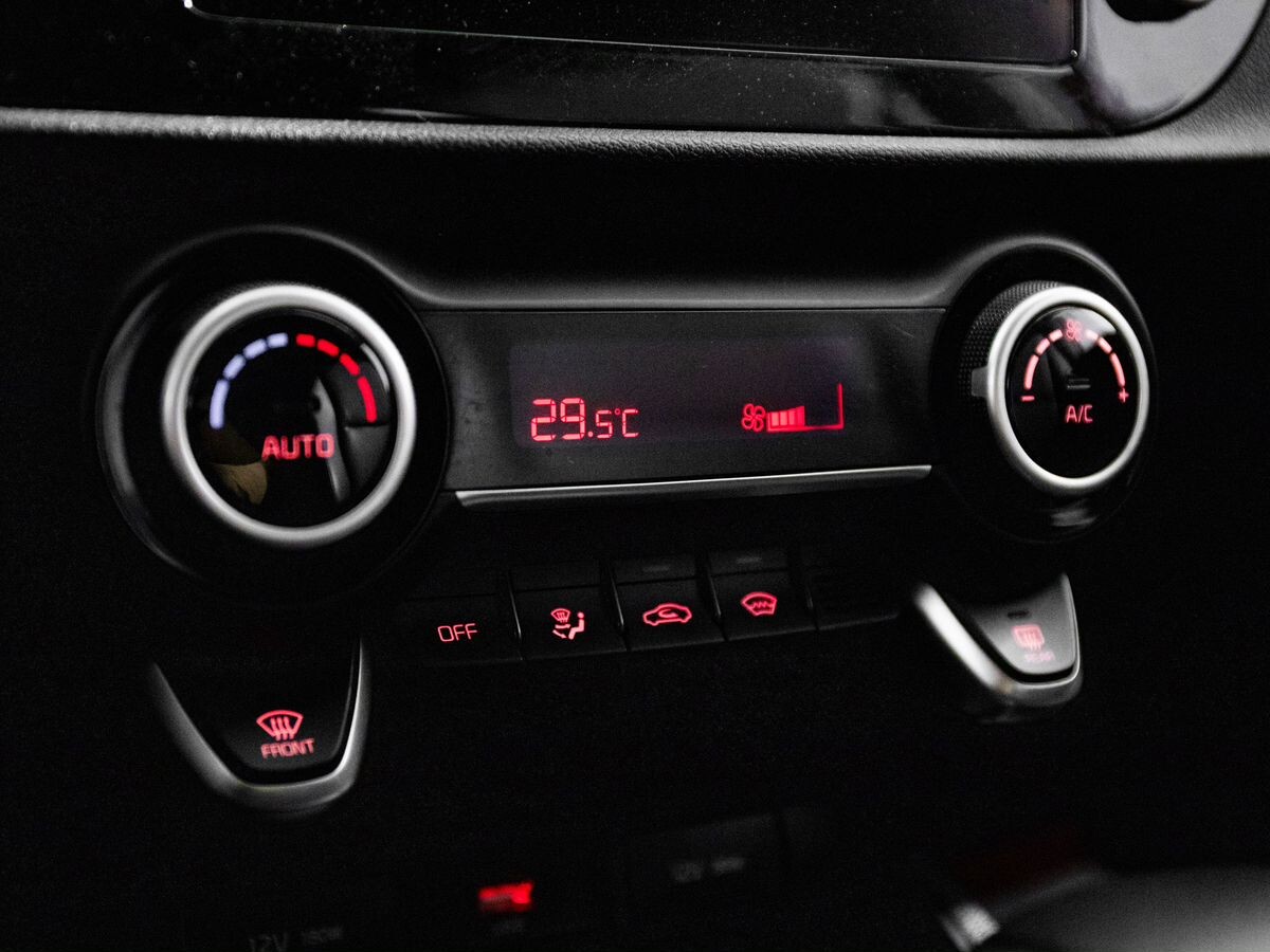 Kia Rio 2020 - фото автомобиля