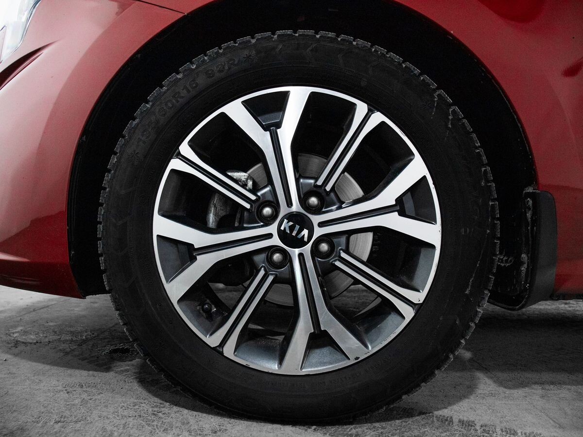 Kia Rio 2020 - фото автомобиля