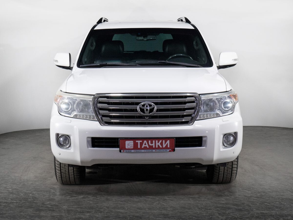 Toyota Land Cruiser 2013 - фото автомобиля
