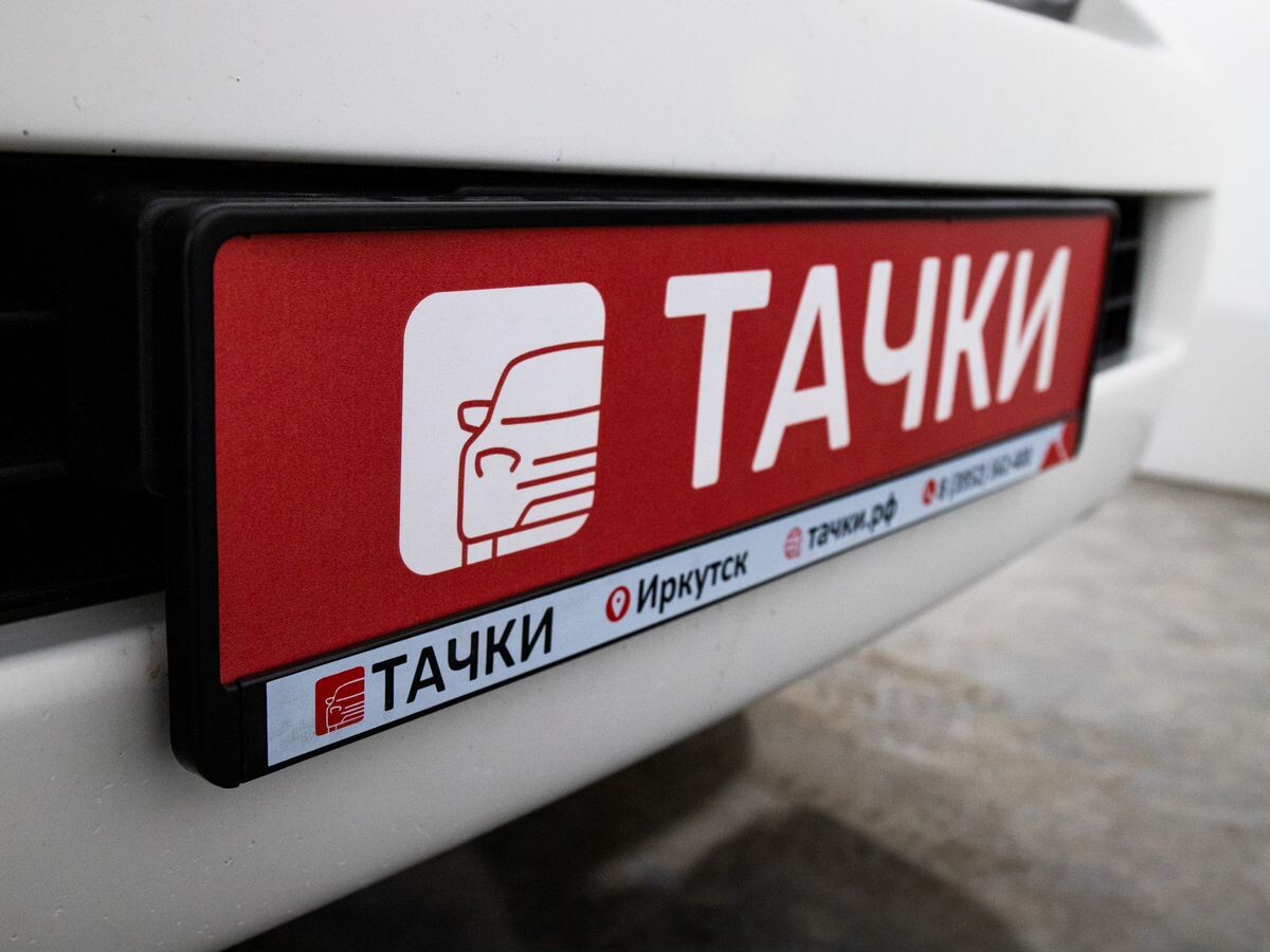 Toyota Land Cruiser 2013 - фото автомобиля