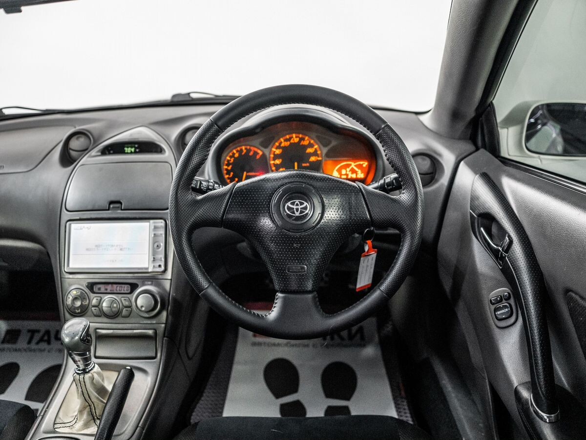 Toyota Celica 2002 - фото автомобиля