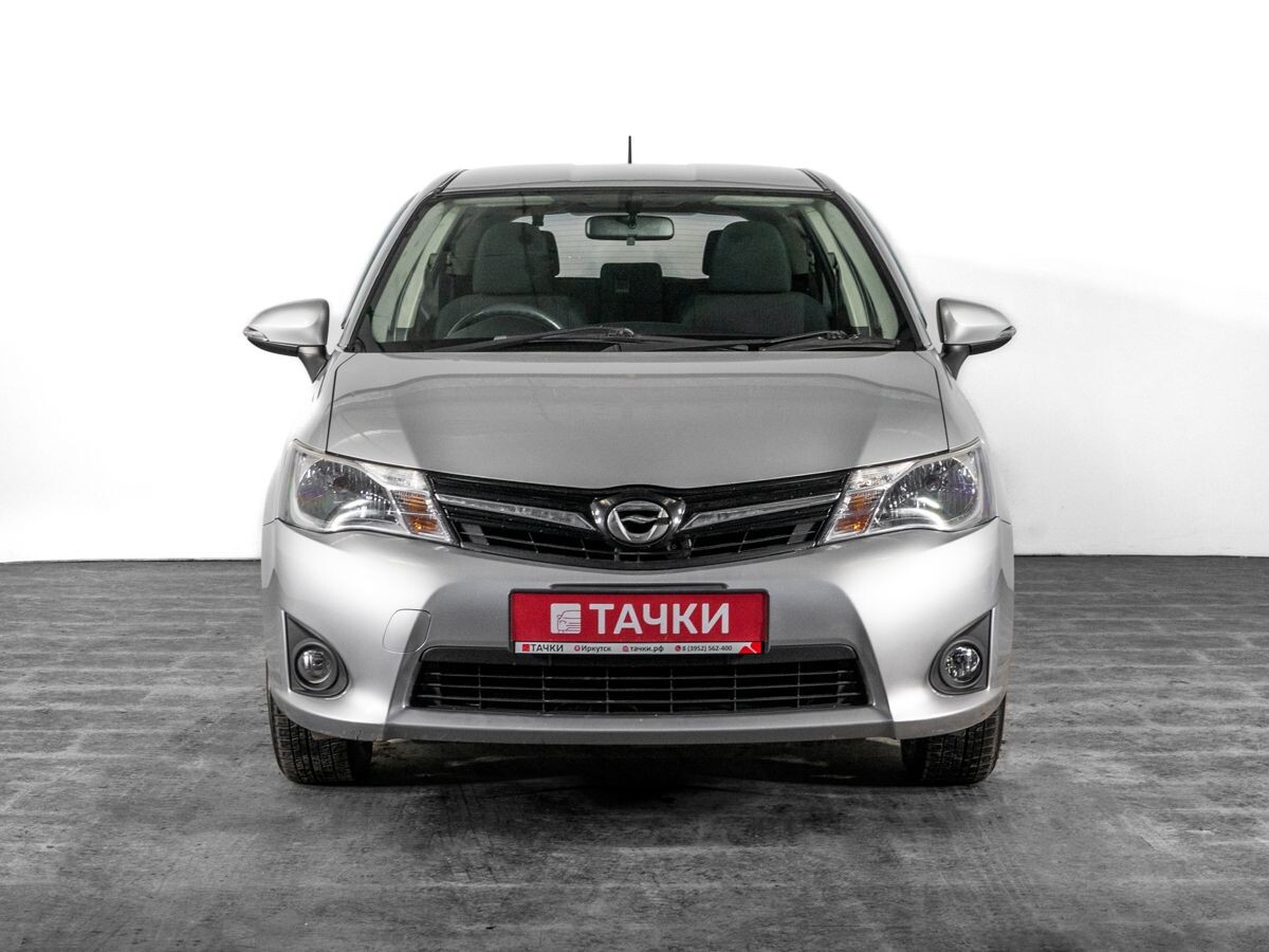 Toyota Corolla 2014 - фото автомобиля