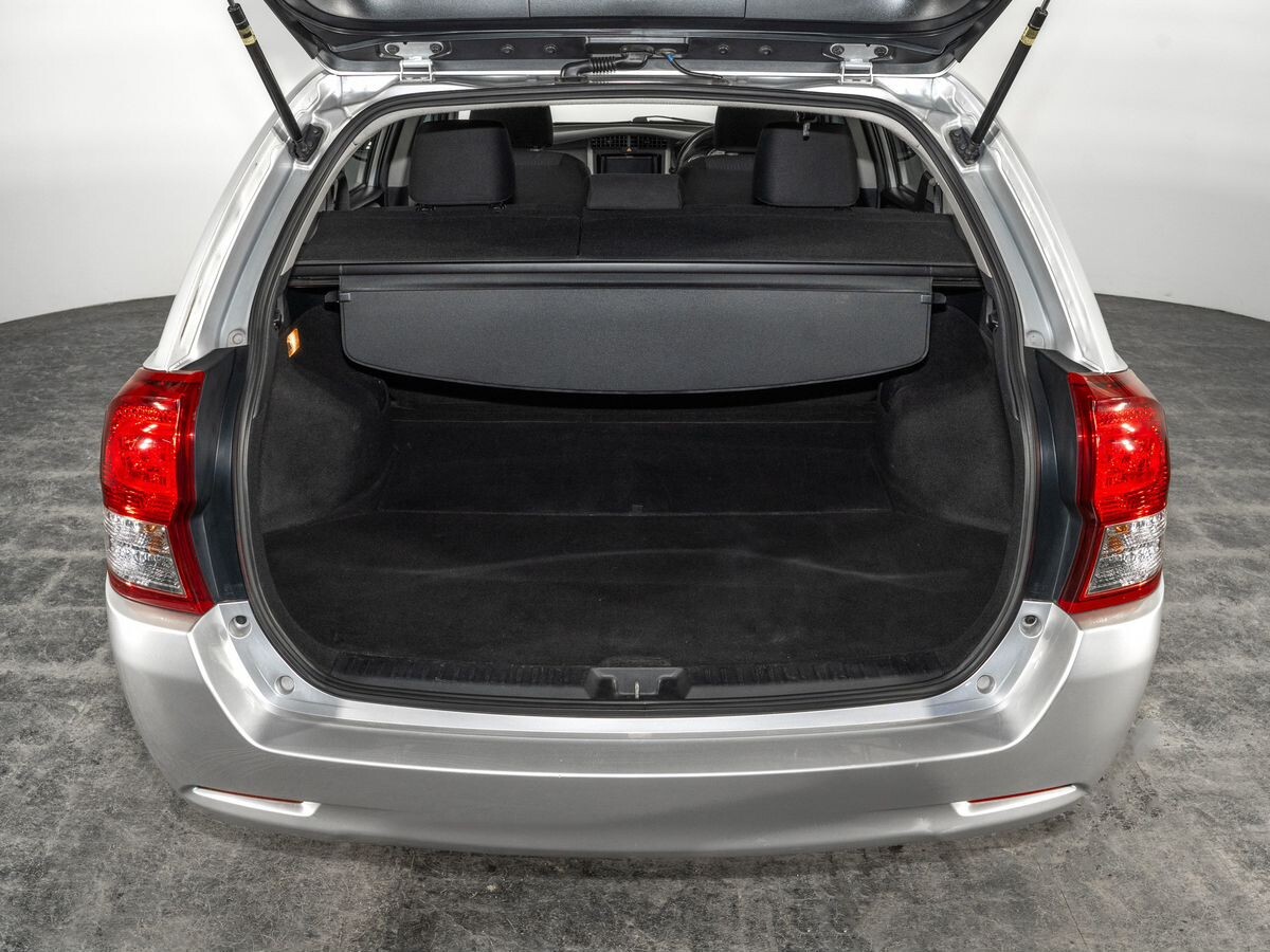 Toyota Corolla 2014 - фото автомобиля