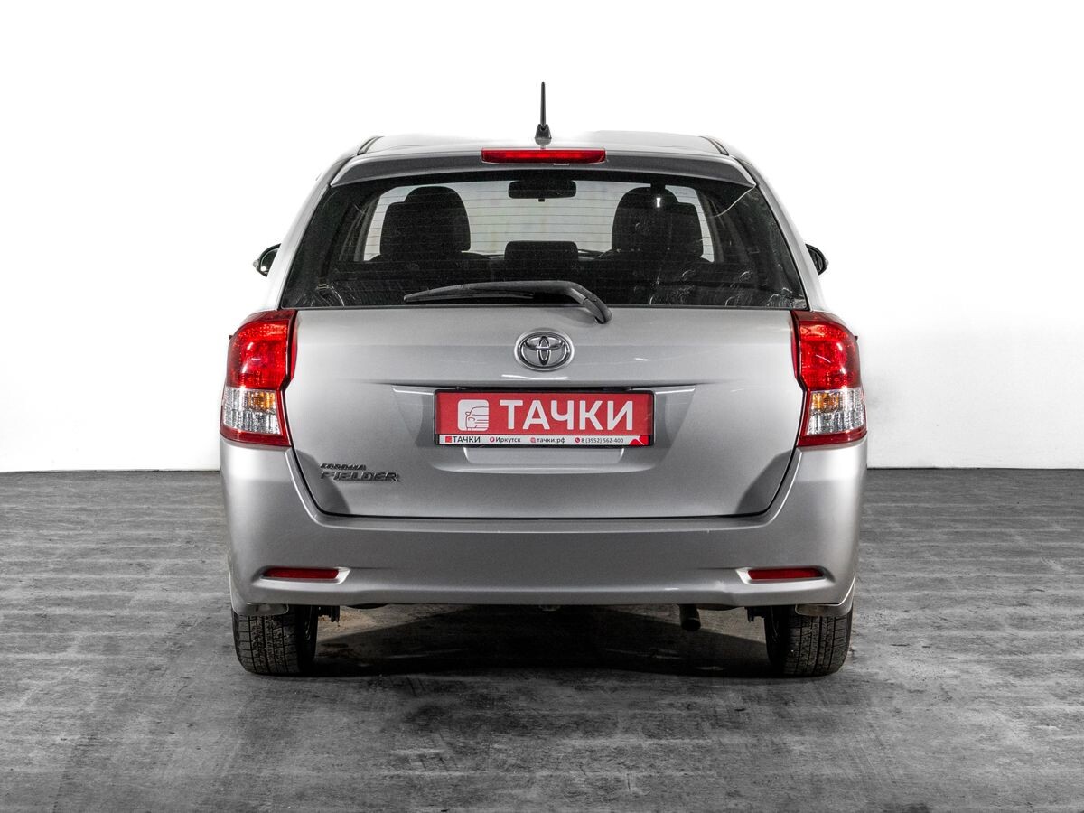 Toyota Corolla 2014 - фото автомобиля