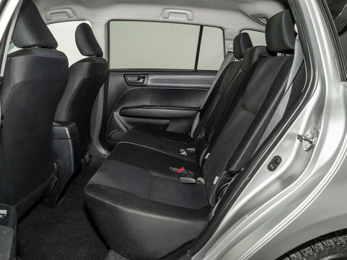 Toyota Corolla 2014 - фото автомобиля