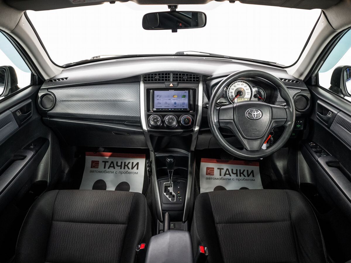 Toyota Corolla 2014 - фото автомобиля