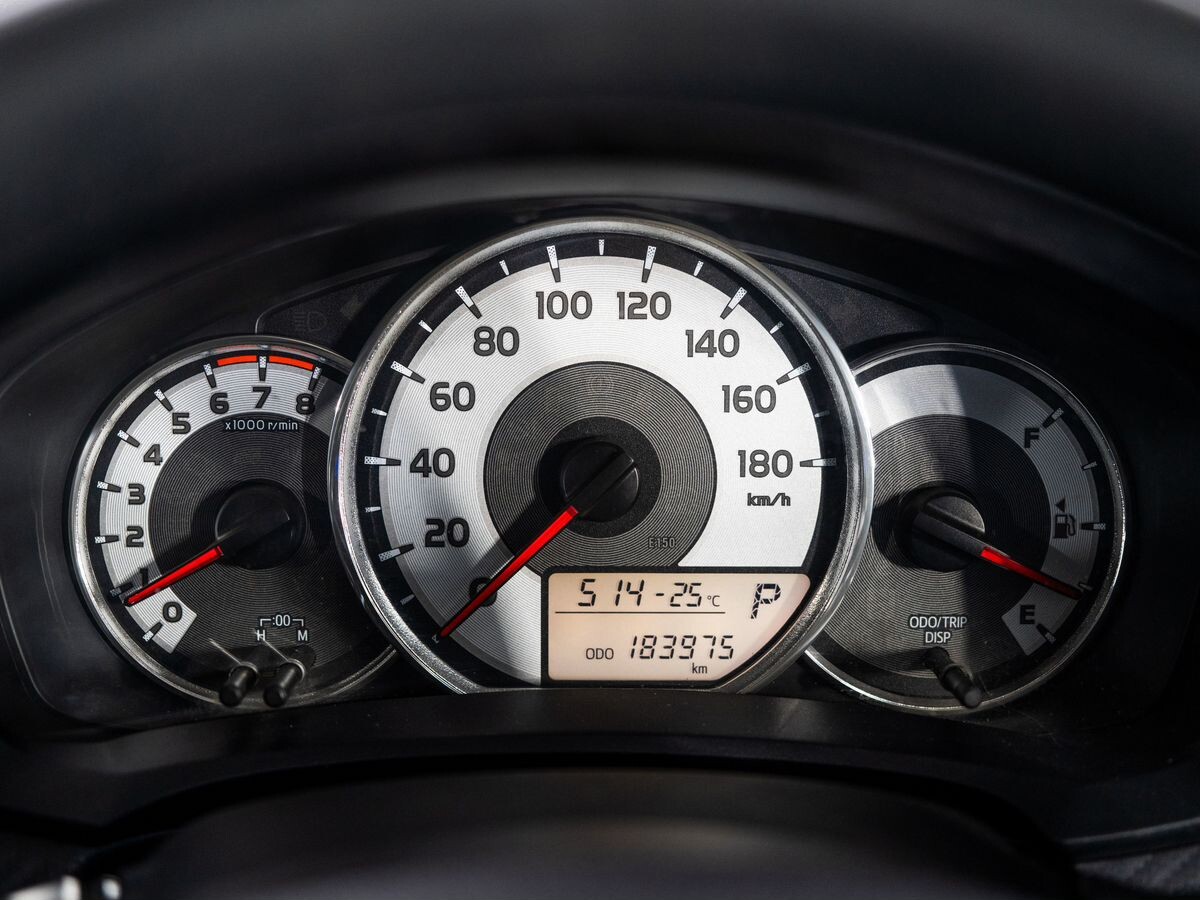 Toyota Corolla 2014 - фото автомобиля