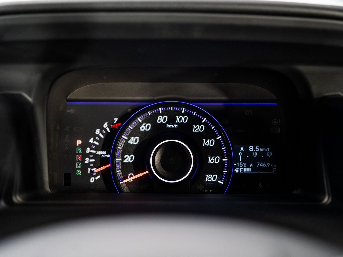 Honda Stepwgn 2014 - фото автомобиля