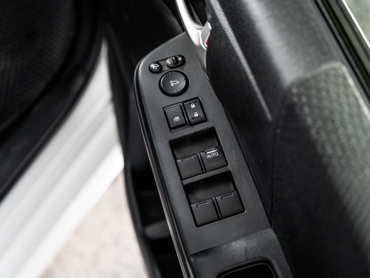 Honda Stepwgn 2014 - фото автомобиля