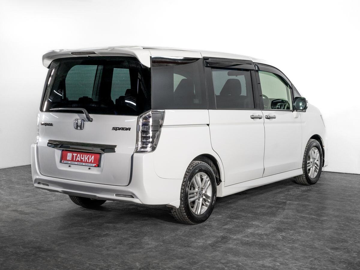 Honda Stepwgn 2014 - фото автомобиля