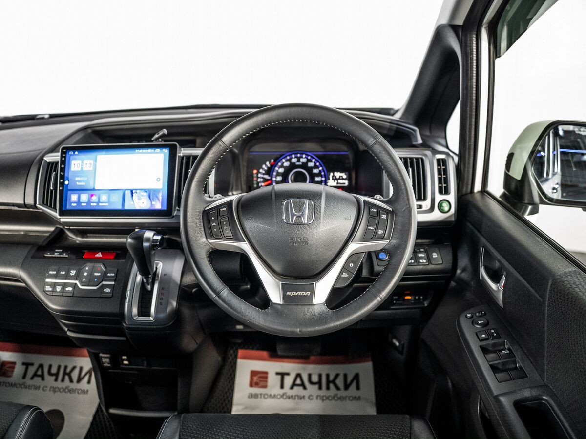 Honda Stepwgn 2014 - фото автомобиля