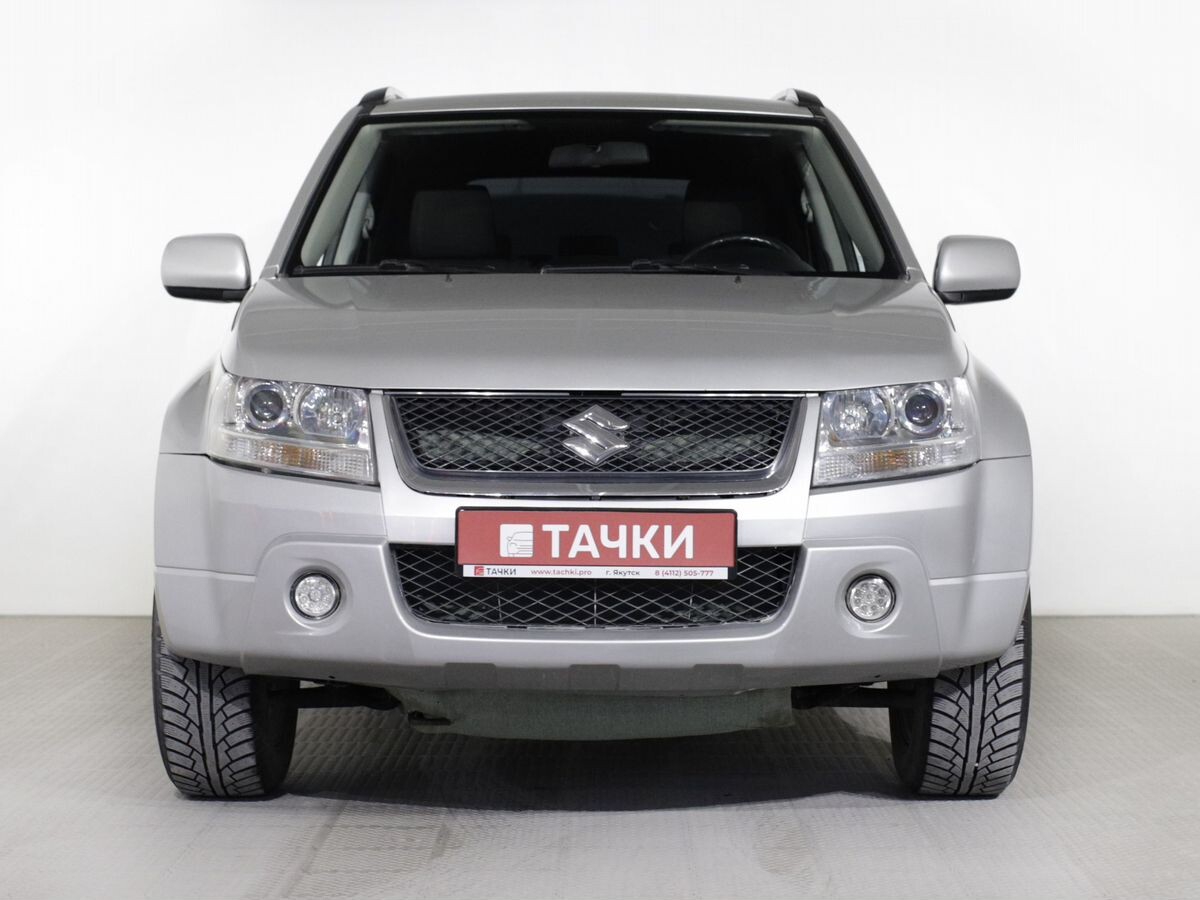 Suzuki Grand Vitara 2010 - фото автомобиля