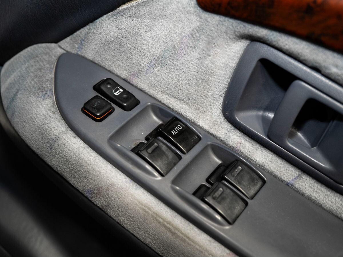 Toyota Land Cruiser Prado 2000 - фото автомобиля