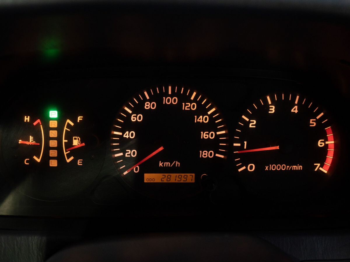 Toyota Land Cruiser Prado 2000 - фото автомобиля