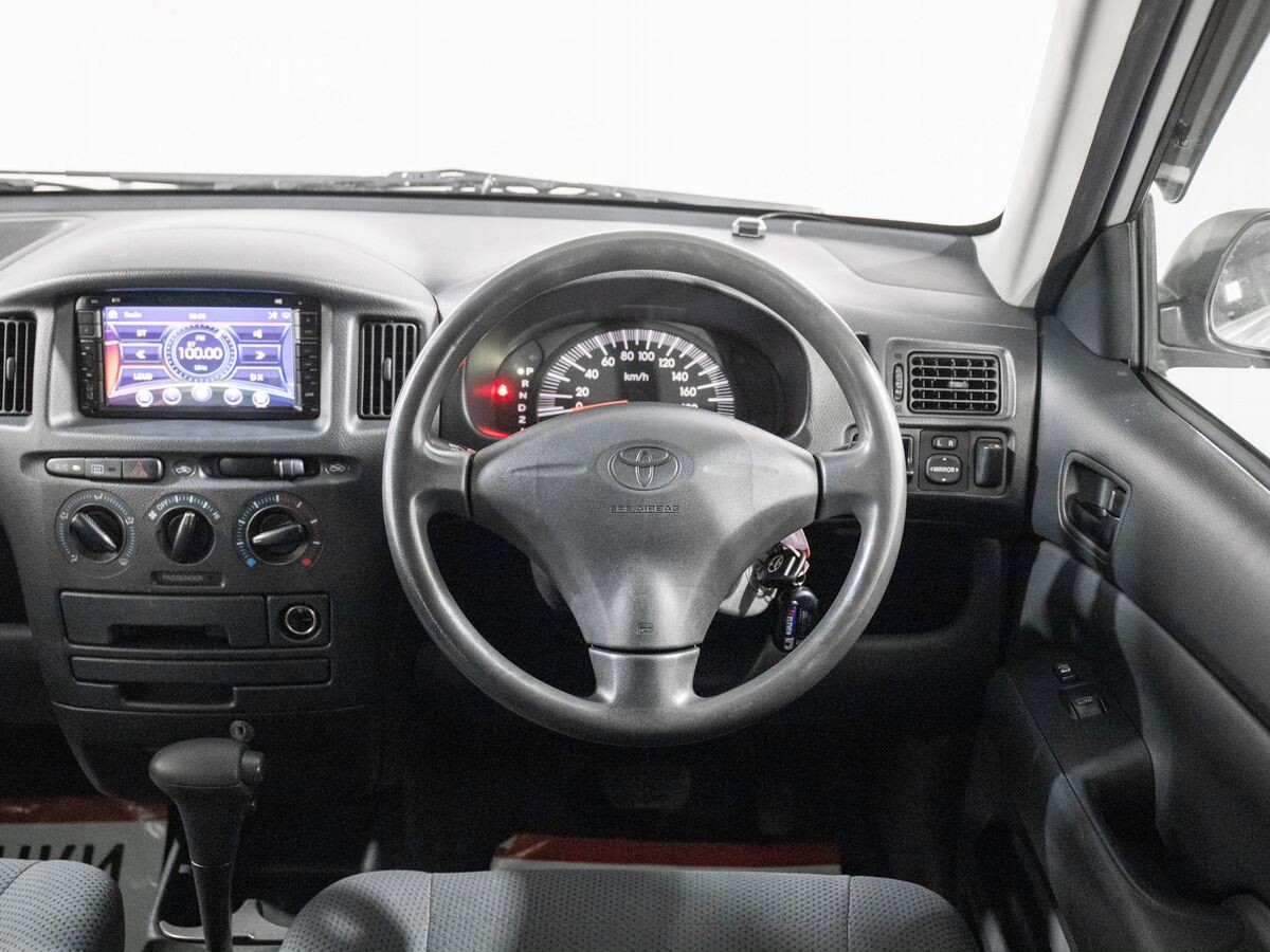 Toyota Probox 2010 - фото автомобиля