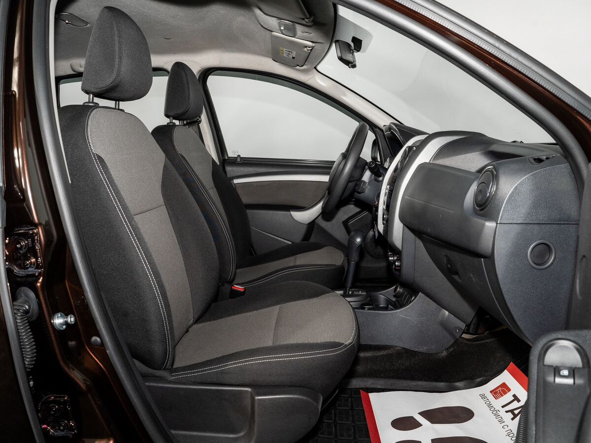 Renault Duster 2016 - фото автомобиля