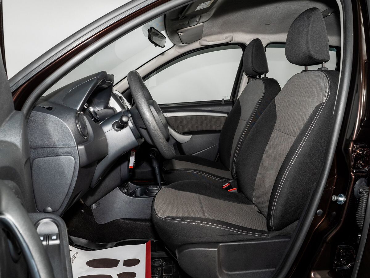 Renault Duster 2016 - фото автомобиля